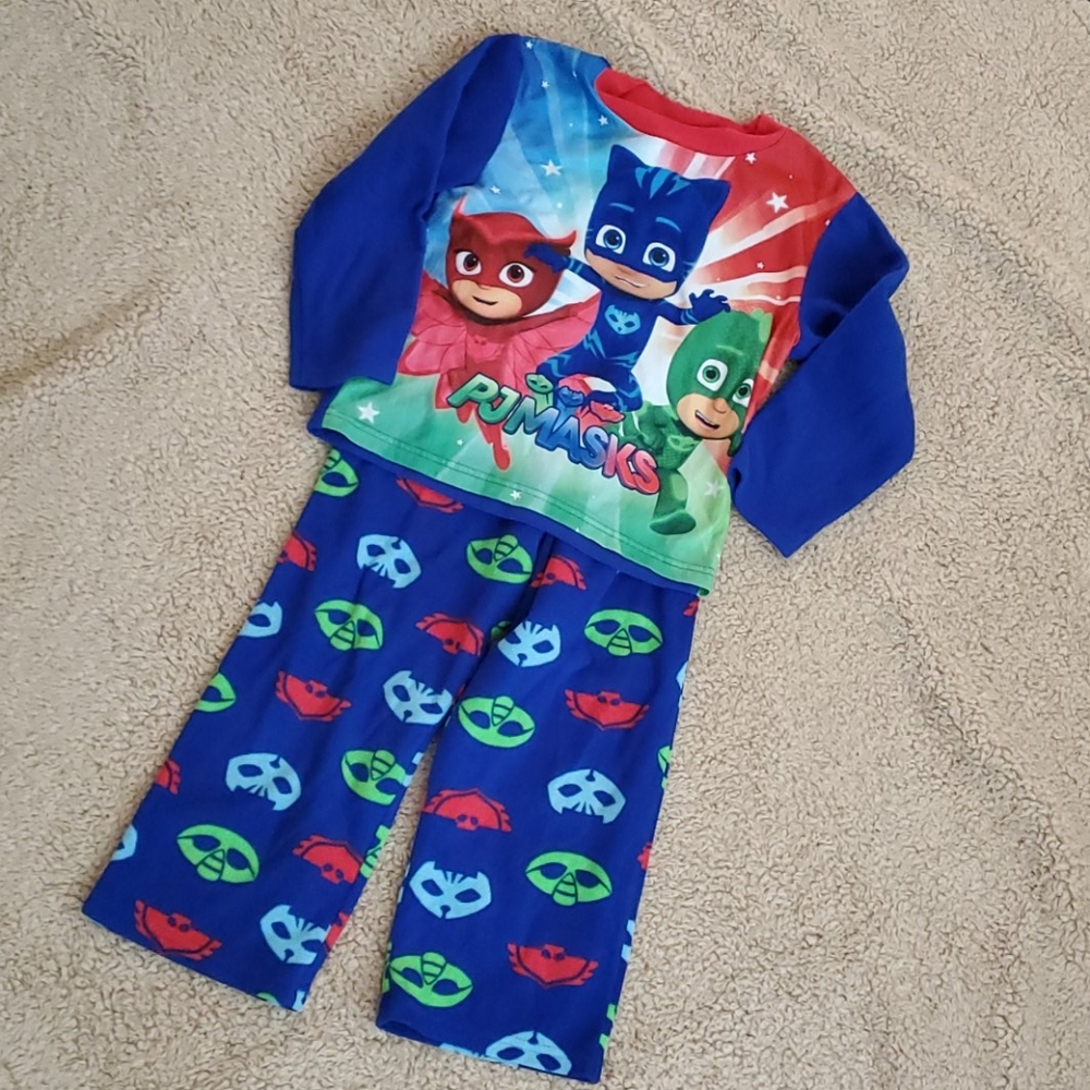PJ Masks Pajamas Size 6 Boys